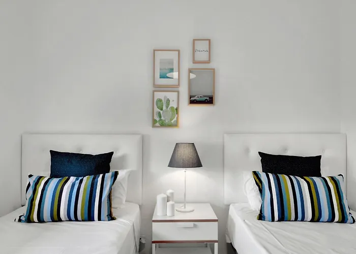 Del Parque Flats - Golf & Terrace Málaga