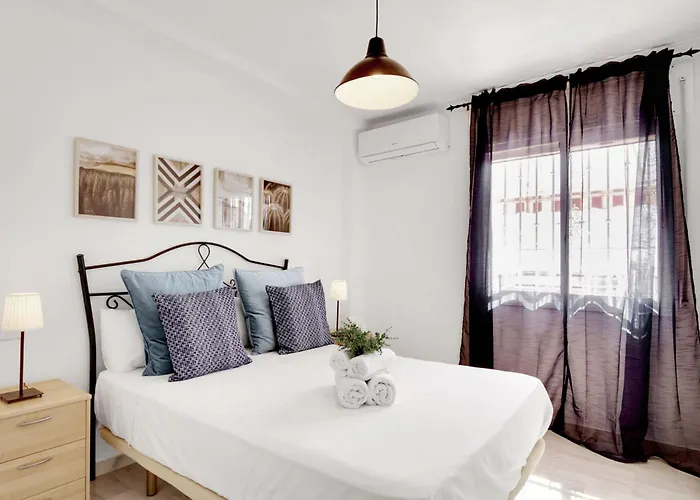 Del Parque Flats - Golf & Terrace Málaga